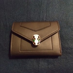 Snake wallet